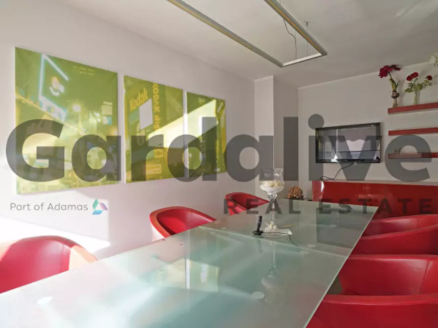 Immagine 18 di Ufficio in vendita  in Via Tommaso Dal Molin a Desenzano Del Garda