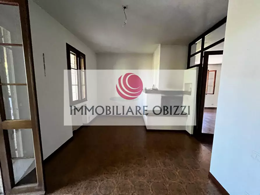 Immagine 2 di Casa bifamiliare in vendita  in Via Cesare Battisti a Abano Terme