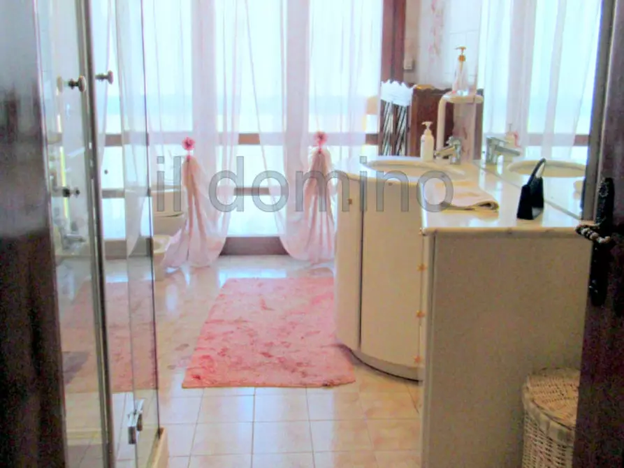 Immagine 29 di Villa in vendita  in via Del Giglio a Padova