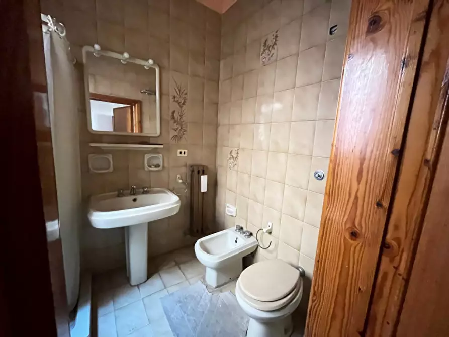 Immagine 19 di Appartamento in vendita  in Via Vittorio Emanuele III a Parabita