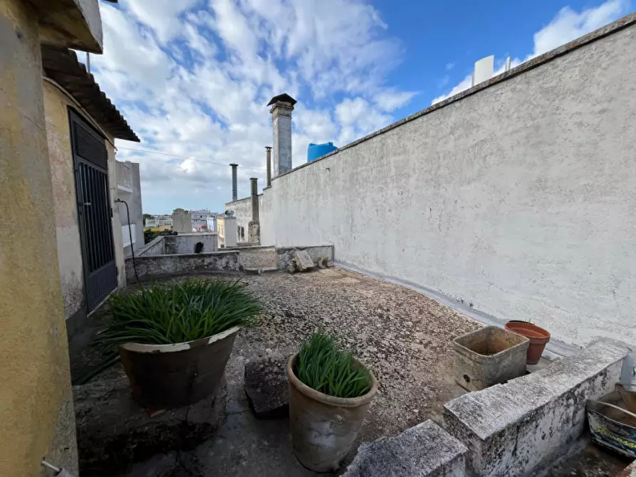 Immagine 21 di Appartamento in vendita  in Via Vittorio Emanuele III a Parabita