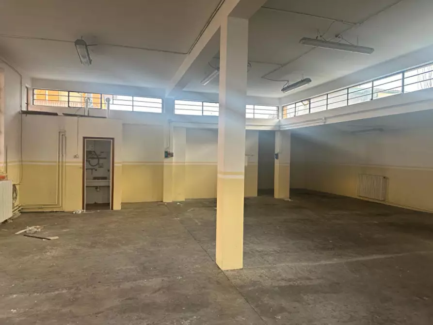 Immagine 3 di Laboratorio in vendita  in VIA GRIGNA 7 a Rho
