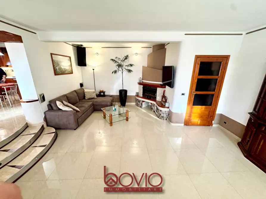 Immagine 3 di Appartamento in vendita  in VIA GIACOMO MATTEOTTI 3 a San Mauro Torinese