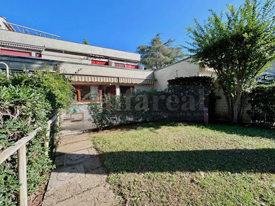 Immagine 3 di Appartamento in vendita  in Via Abruzzo a Castiglione Della Pescaia