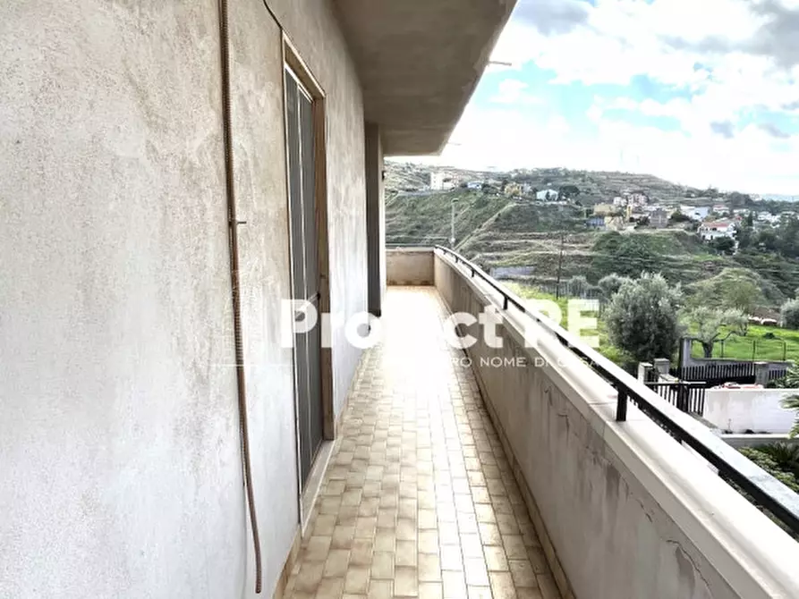 Immagine 2 di Appartamento in vendita  in Via Maldariti a Reggio Di Calabria