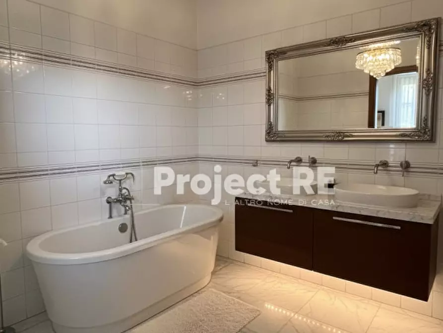 Immagine 17 di Appartamento in vendita  in Via Maldariti a Reggio Di Calabria