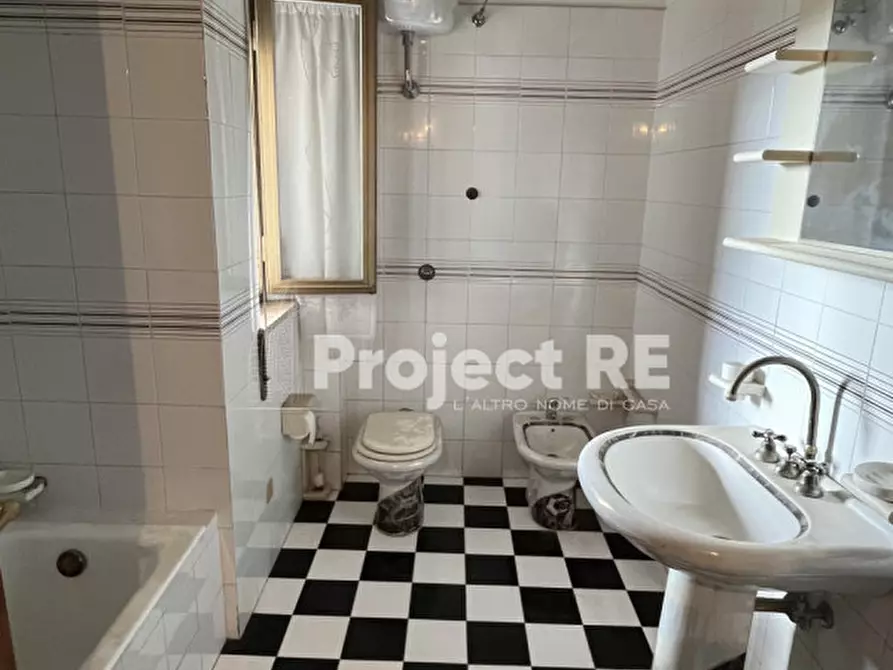 Immagine 21 di Appartamento in vendita  in Via Maldariti a Reggio Di Calabria