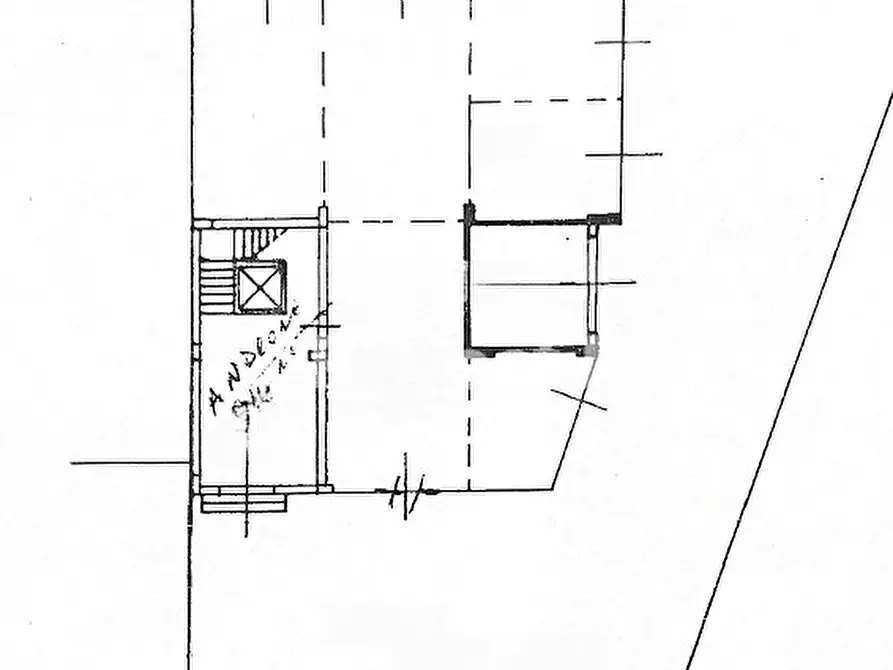 Immagine 24 di Appartamento in vendita  in Via Maldariti a Reggio Di Calabria