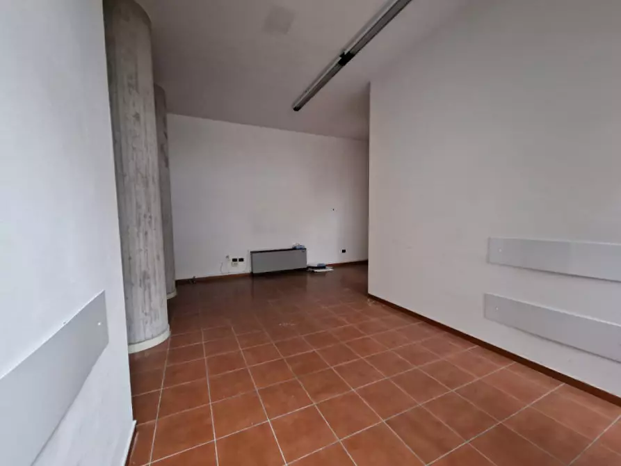 Immagine 5 di Ufficio in vendita  in Via Gaspare Finali a Cesena