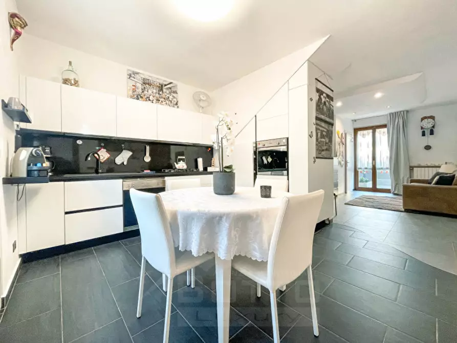 Immagine 1 di Villetta a schiera in vendita  in via alla piana 104 a Cannobio