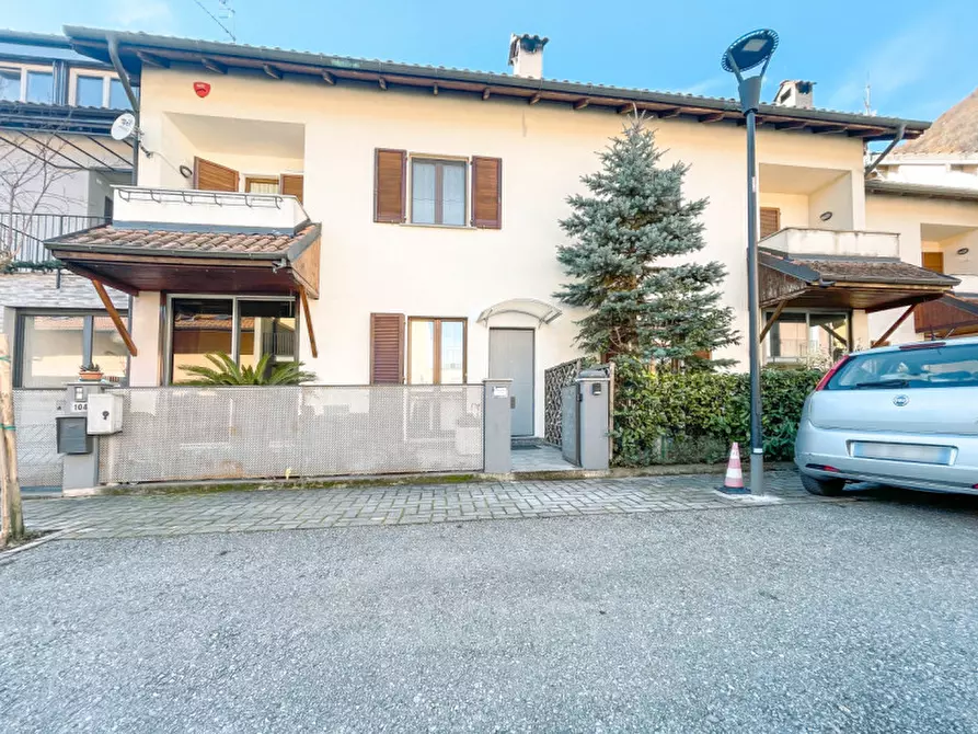 Immagine 37 di Villetta a schiera in vendita  in via alla piana 104 a Cannobio