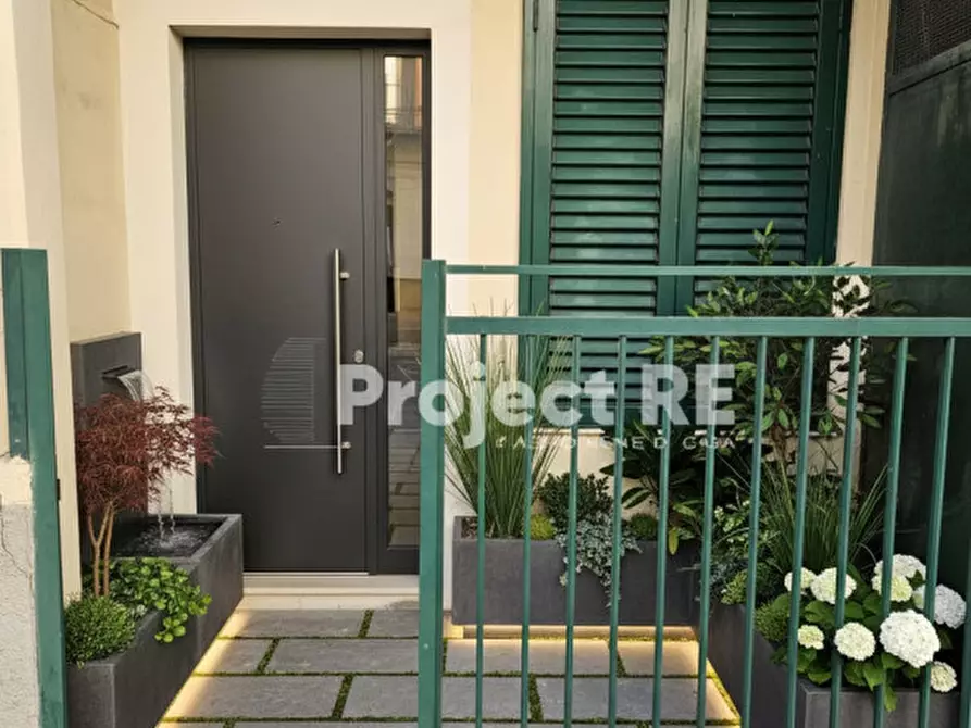 Immagine 4 di Appartamento in vendita  in Via Monsignor De Lorenzo a Reggio Di Calabria