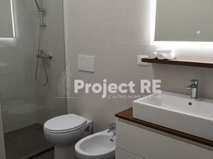 Immagine 15 di Appartamento in vendita  in Via Monsignor De Lorenzo a Reggio Di Calabria