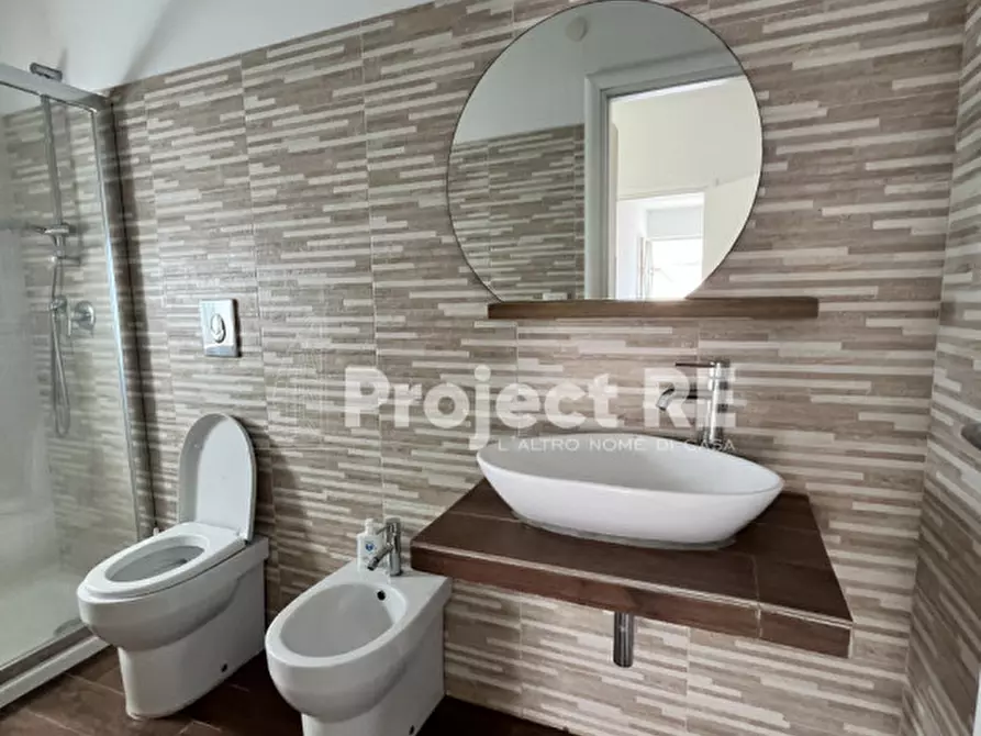 Immagine 15 di Appartamento in vendita  in Via Del Gelsomino a Reggio Di Calabria