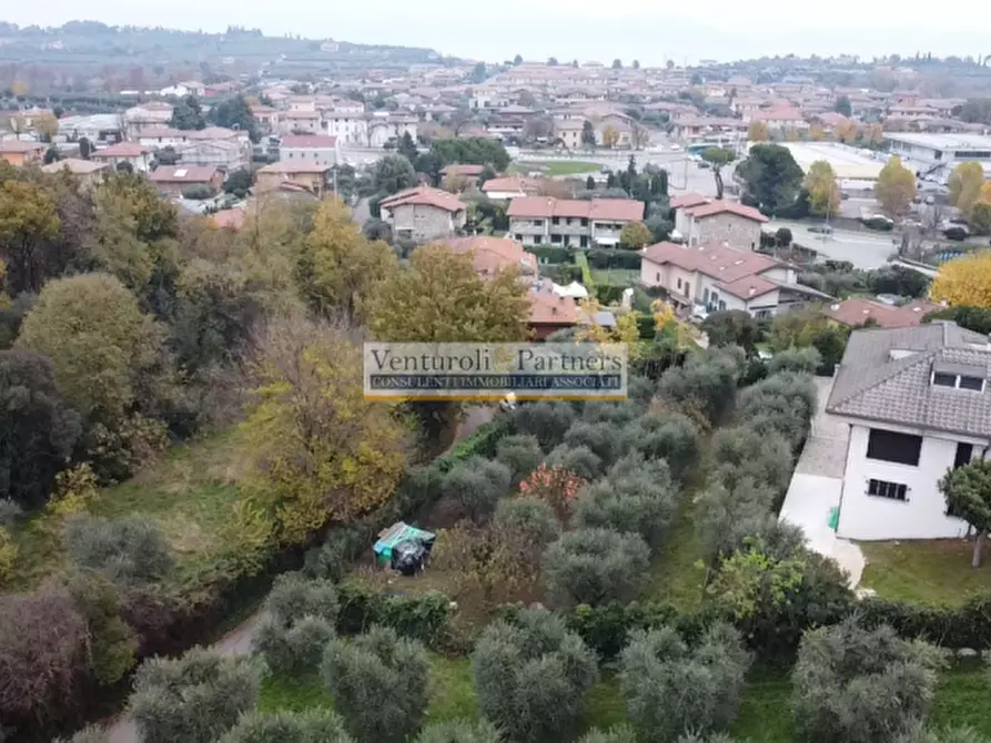 Immagine 2 di Terreno in vendita  in via merler a Puegnago Sul Garda