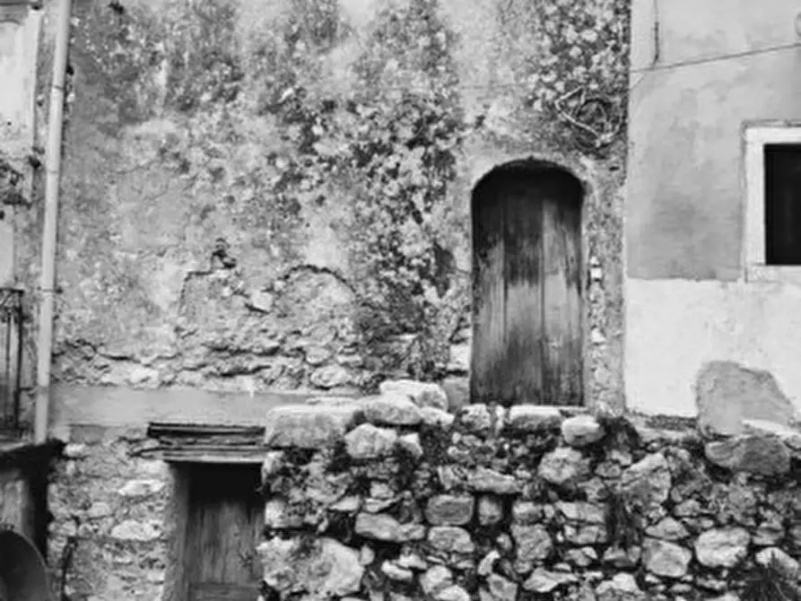 Immagine 4 di Rustico / casale in vendita  in Via Popolo a Sicignano Degli Alburni