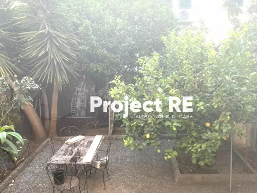 Immagine 1 di Appartamento in vendita  in Via De Nava a Reggio Di Calabria