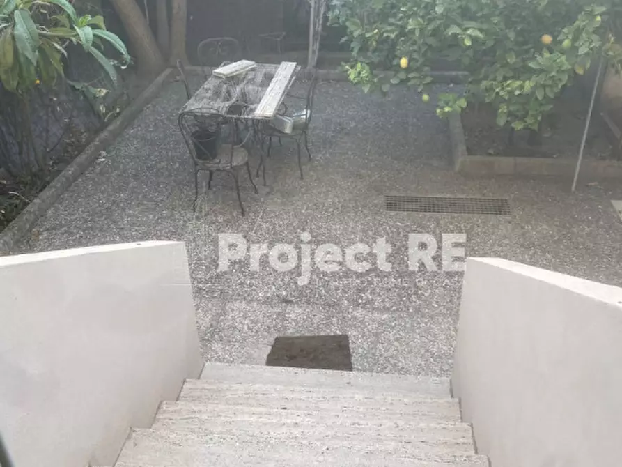 Immagine 21 di Appartamento in vendita  in Via De Nava a Reggio Di Calabria