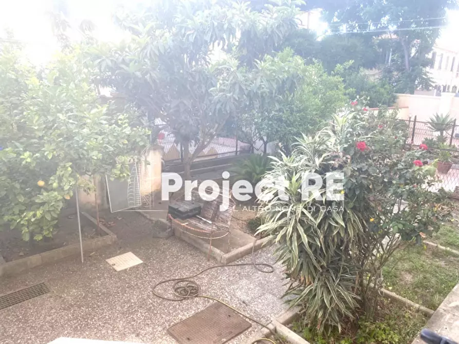 Immagine 24 di Appartamento in vendita  in Via De Nava a Reggio Di Calabria