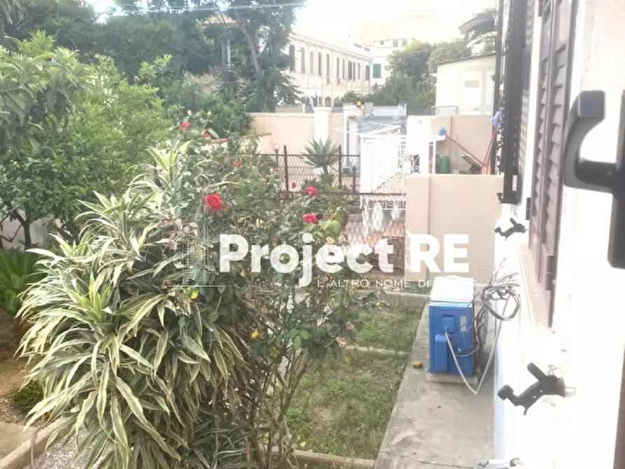 Immagine 26 di Appartamento in vendita  in Via De Nava a Reggio Di Calabria