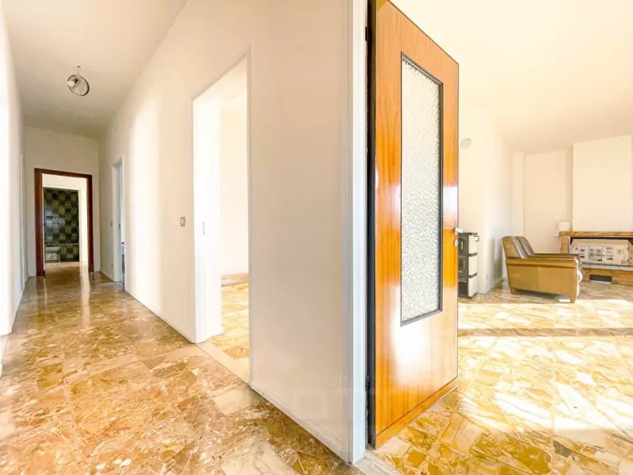 Immagine 15 di Villa in vendita  in Via Paolo Troubetzokoy a Verbania