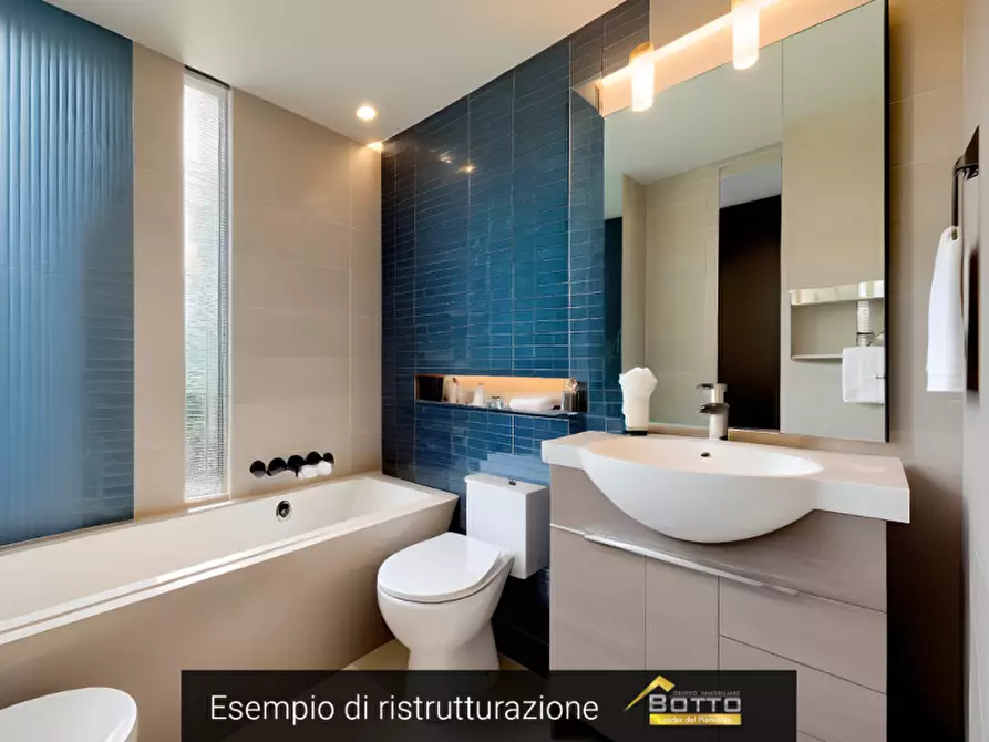 Immagine 25 di Villa in vendita  in Via Paolo Troubetzokoy a Verbania