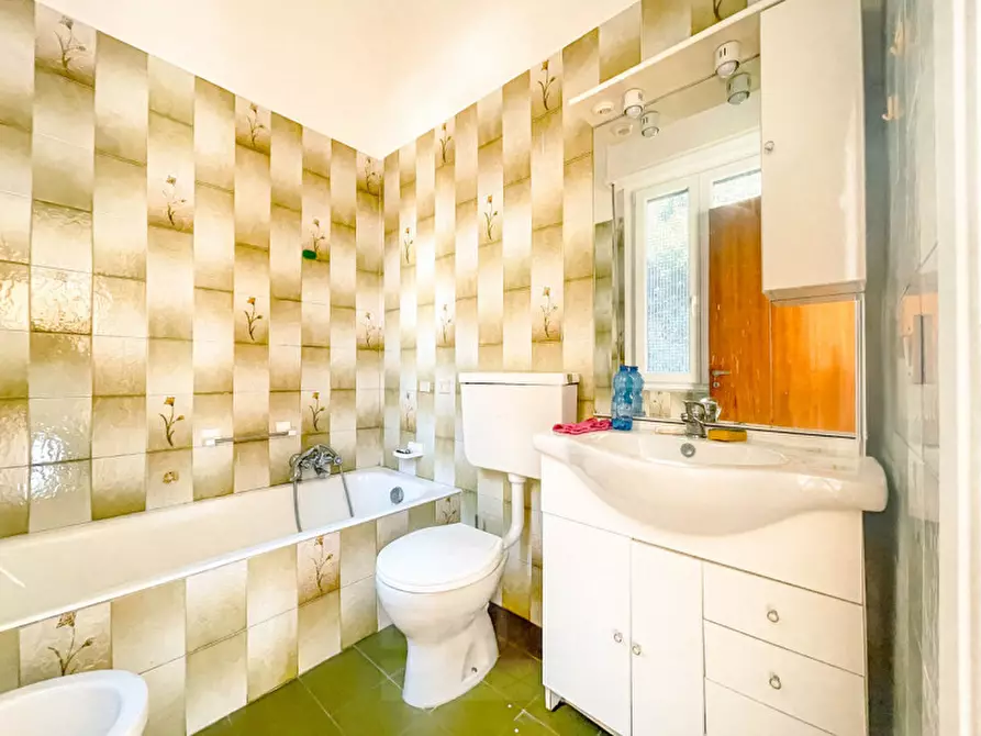 Immagine 26 di Villa in vendita  in Via Paolo Troubetzokoy a Verbania