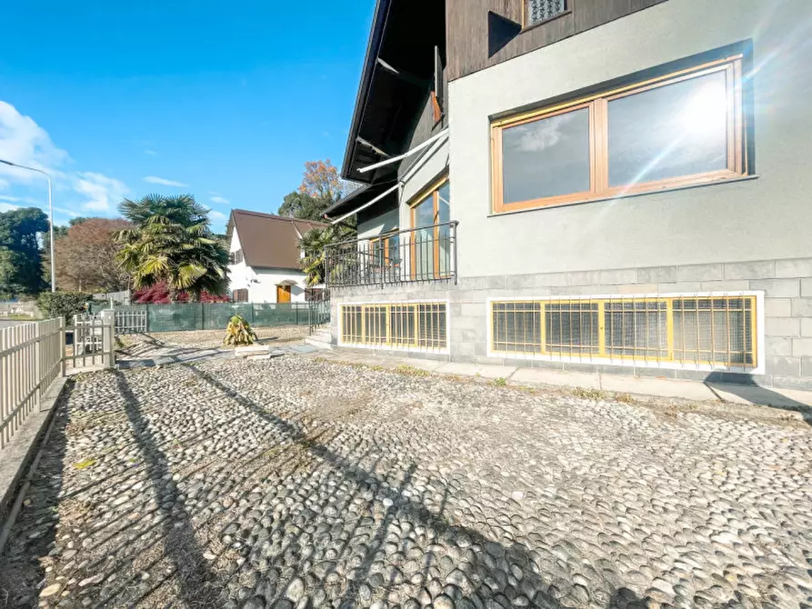 Immagine 35 di Villa in vendita  in Via Paolo Troubetzokoy a Verbania