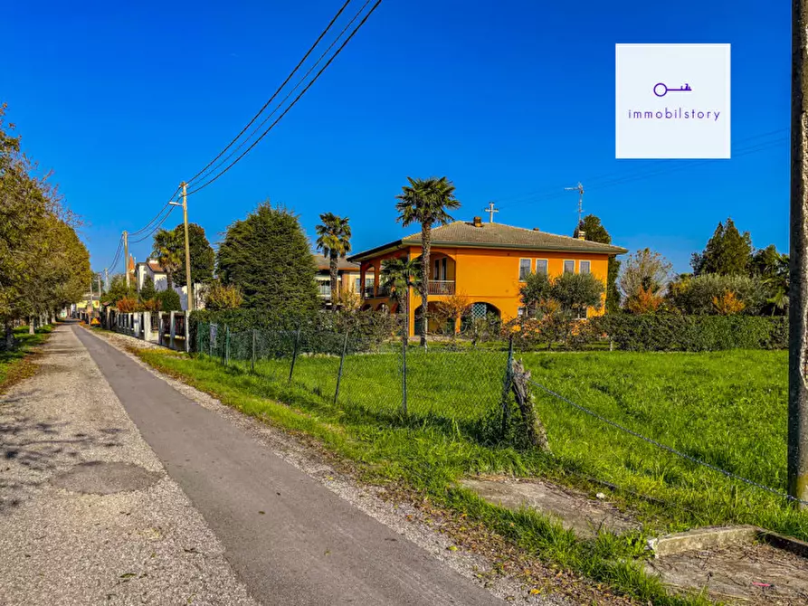 Immagine 12 di Terreno in vendita  in via tresto sud a Ospedaletto Euganeo