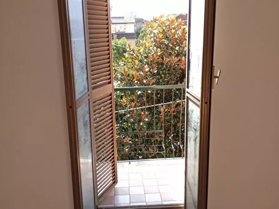 Immagine 4 di Appartamento in vendita  in via giovanni della casa a Roma