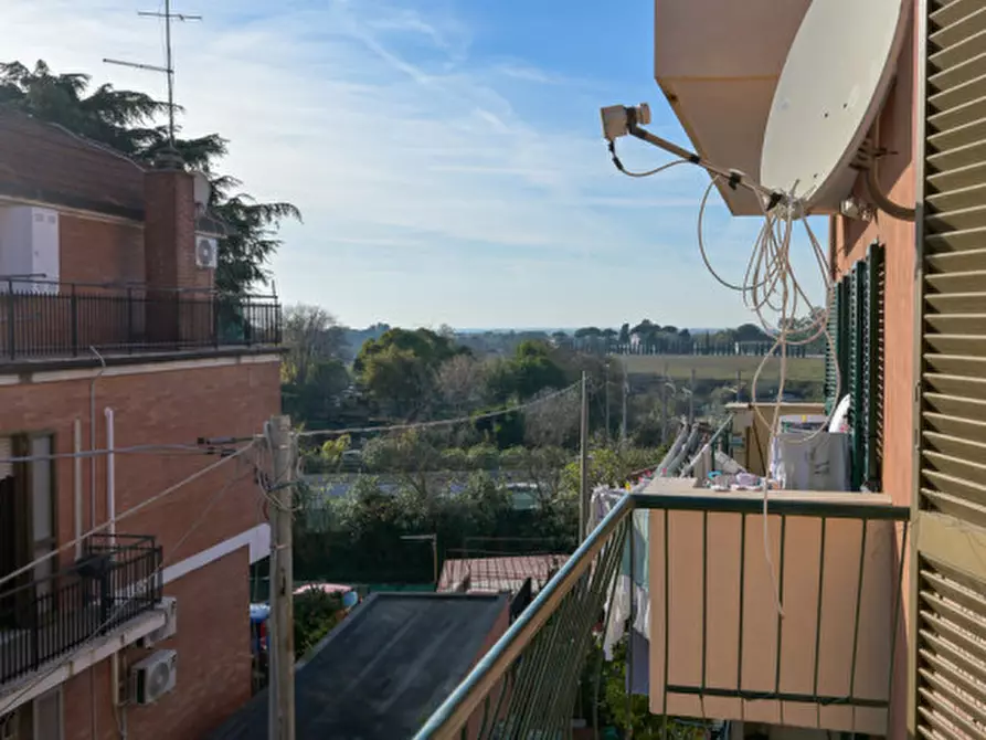 Immagine 6 di Appartamento in vendita  in via giovanni della casa a Roma