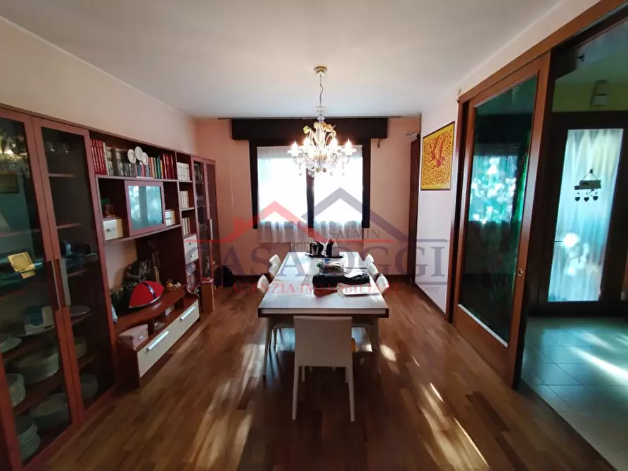 Immagine 4 di Villa in vendita  a Padova