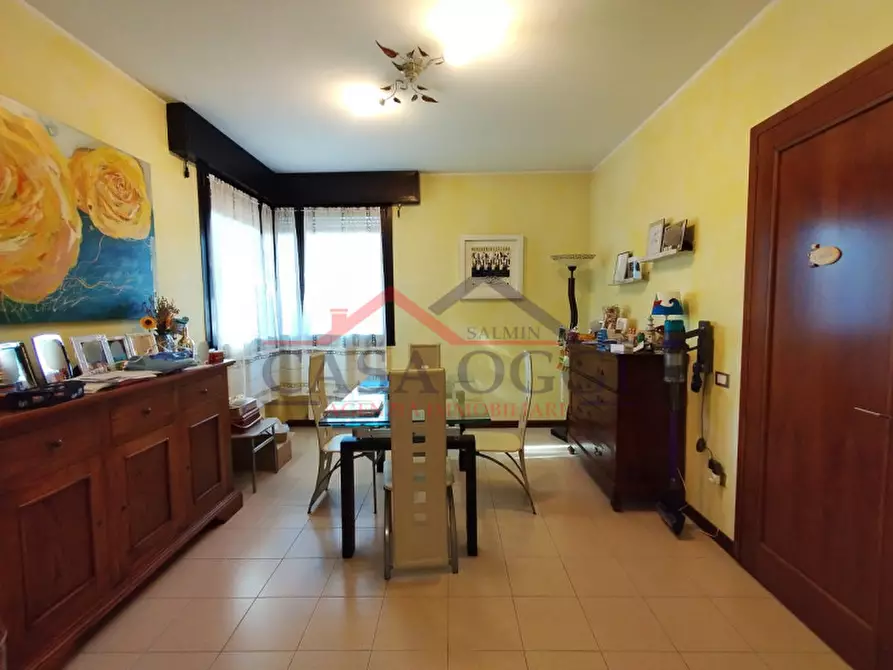 Immagine 5 di Villa in vendita  a Padova