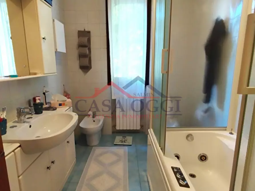 Immagine 7 di Villa in vendita  a Padova