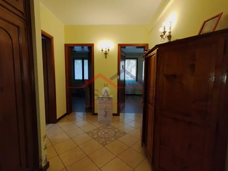 Immagine 8 di Villa in vendita  a Padova