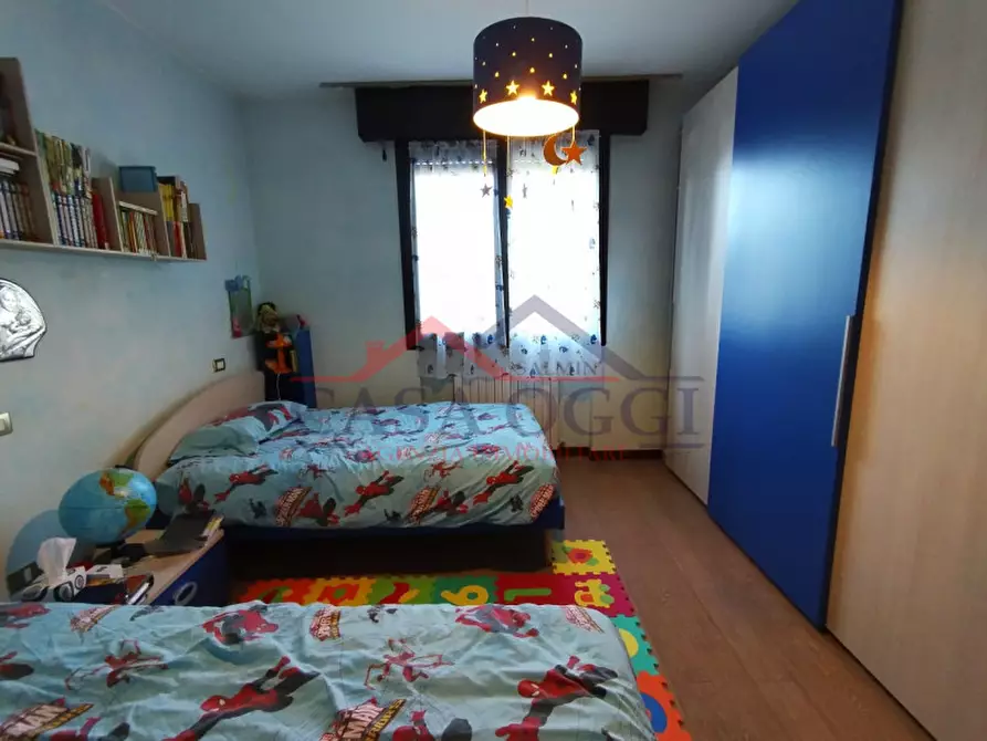 Immagine 9 di Villa in vendita  a Padova