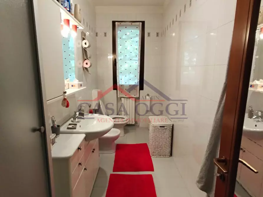 Immagine 10 di Villa in vendita  a Padova