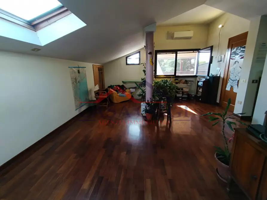 Immagine 22 di Villa in vendita  a Padova