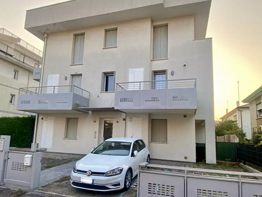 Immagine 14 di Appartamento in vendita  in jesolo lido via alfredo oriani 19 a Jesolo