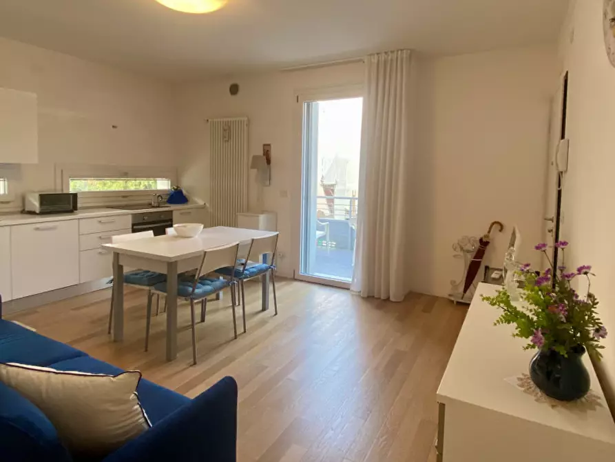 Immagine 34 di Appartamento in vendita  in jesolo lido via alfredo oriani 19 a Jesolo