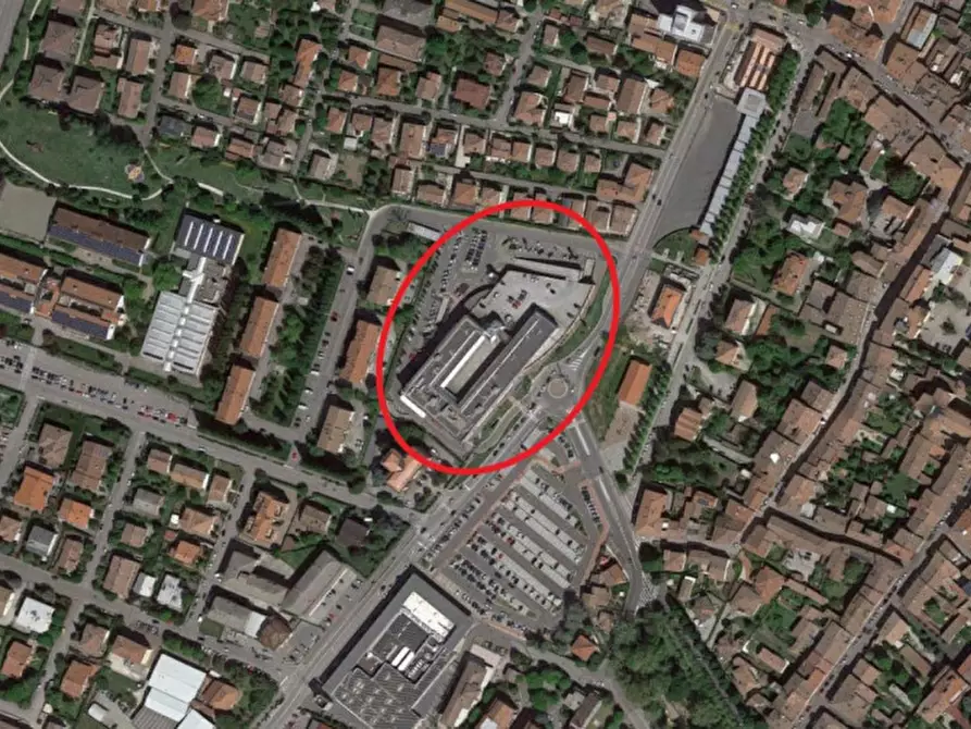 Immagine 25 di Ufficio in vendita  in Via Commercio, N. 40 a Cento