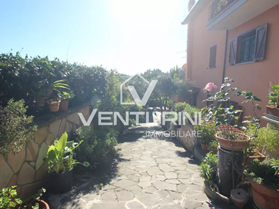 Immagine 31 di Appartamento in vendita  in Via della Riserva di Livia, 50 a Roma