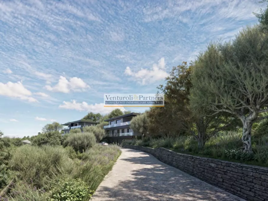 Immagine 4 di Villa in vendita  in via Gramsci a Padenghe Sul Garda