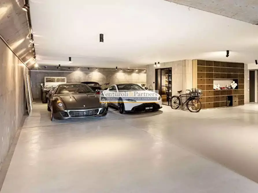 Immagine 18 di Villa in vendita  in via Gramsci a Padenghe Sul Garda