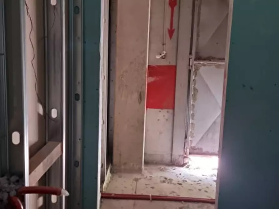 Immagine 25 di Capannone industriale in vendita  a Montepulciano