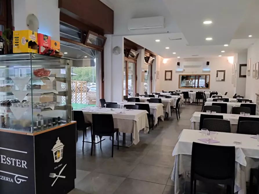 Immagine 4 di Attività commerciale in vendita  in VIA GIORDANO BRUNO a Torino