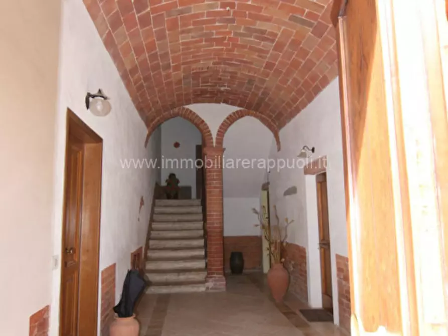 Immagine 1 di Appartamento in vendita  a Sinalunga