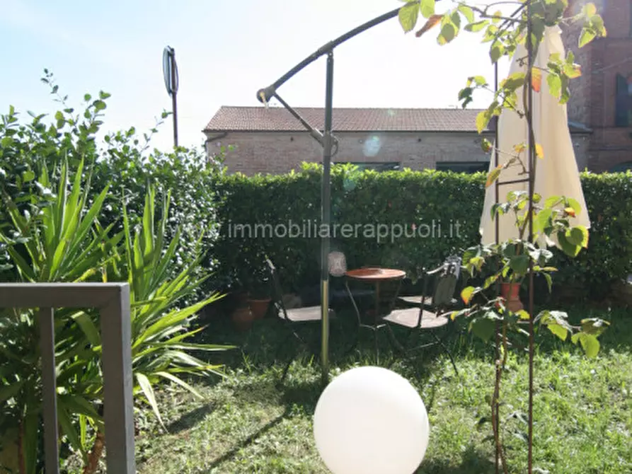 Immagine 12 di Appartamento in vendita  a Sinalunga