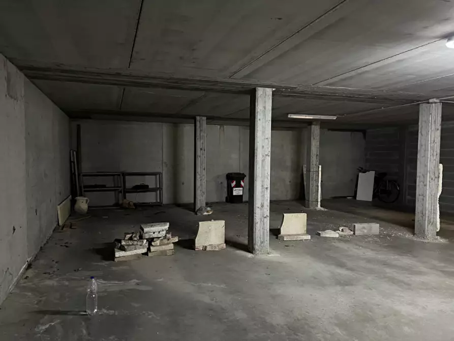 Immagine 2 di Posto auto in vendita  in Via Madre teresa di Calcutta a Legnago