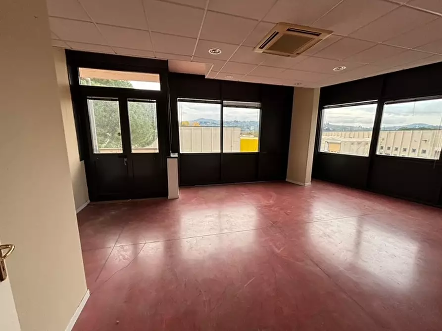 Immagine 5 di Laboratorio in affitto  in VIA DEI CADOLINGI a Scandicci